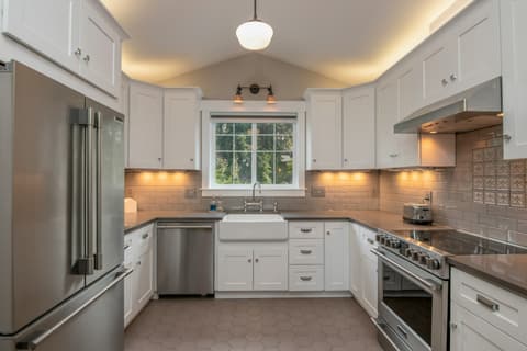 Kitchen Remodeling project by M&J Remodeling